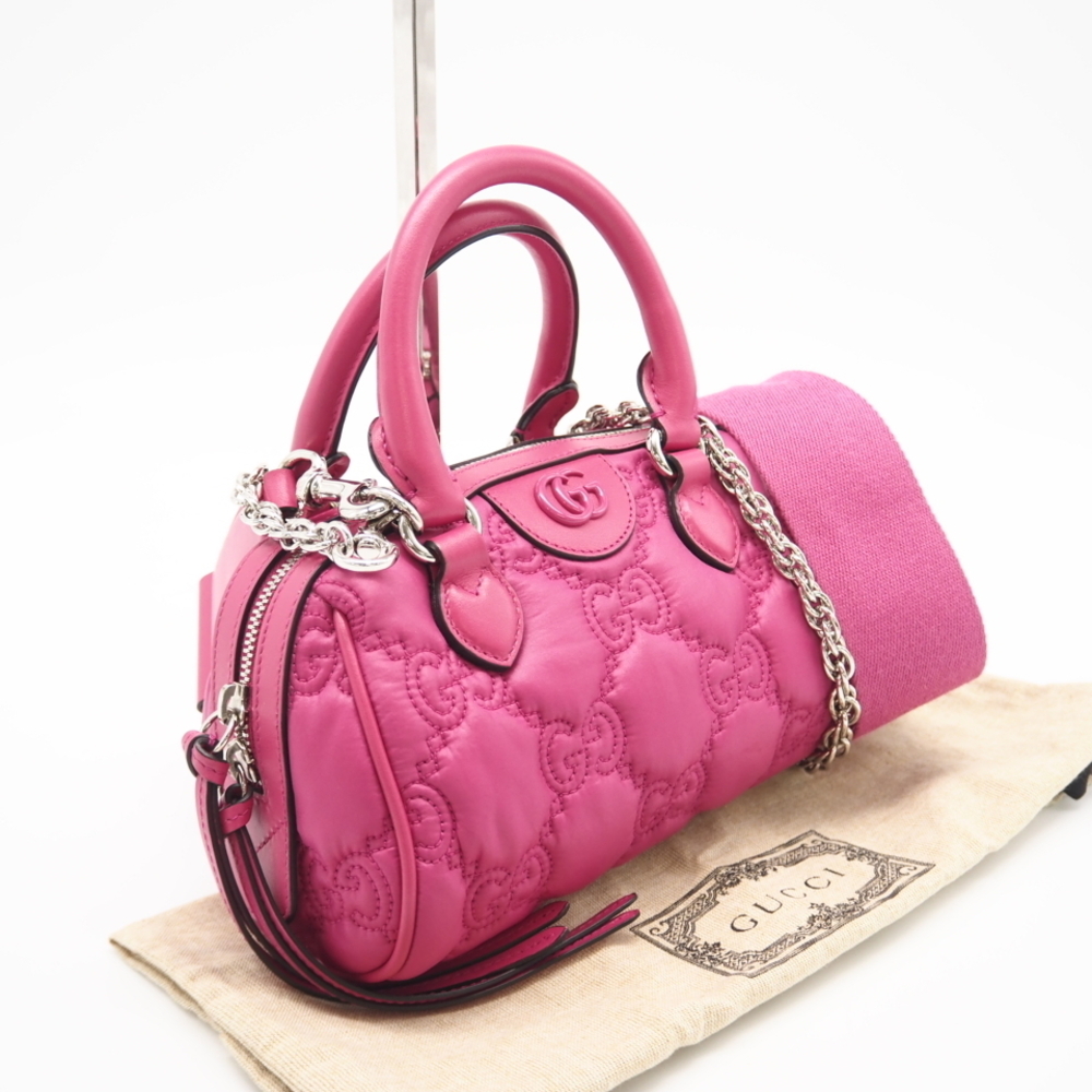 GUCCI GG Matelasse Leather Shoulder Bag